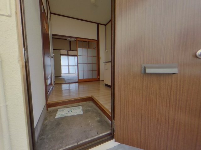 静風荘 玄関