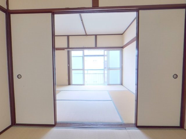 静風荘 和室4.5畳から