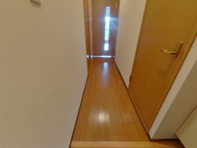クレスト鹿浜 廊下