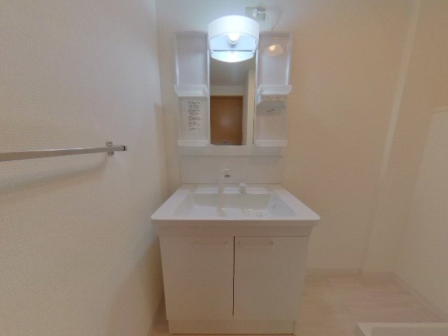 クレスト鹿浜 洗面所