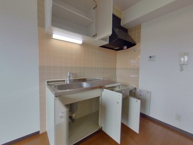 クレスト鹿浜 キッチン上下収納