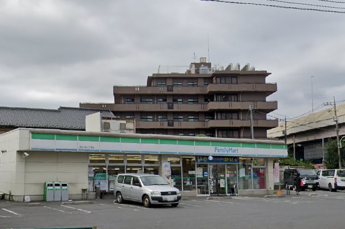 足立区入谷８（貸倉庫他）S124 ﾌｧﾐﾘｰﾏｰﾄ 足立入谷八丁目店