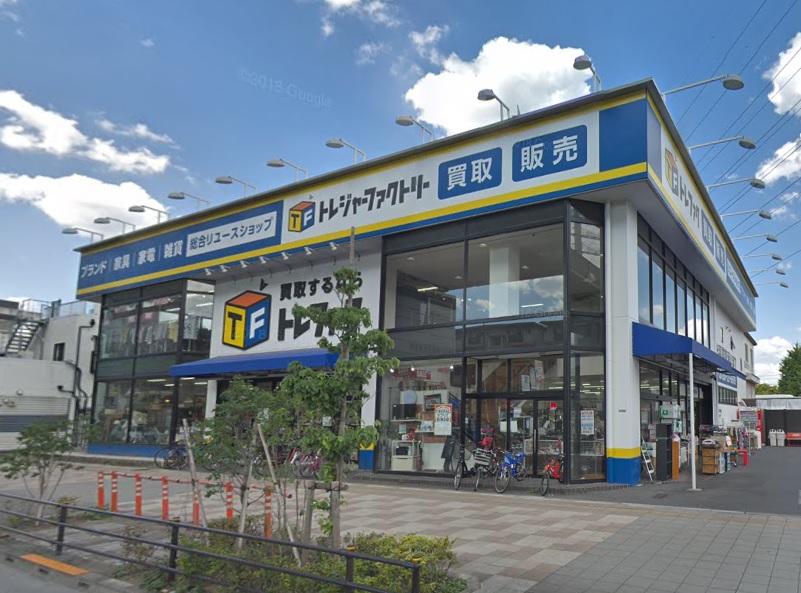 泉荘 トレジャーファクトリー　足立西新井店